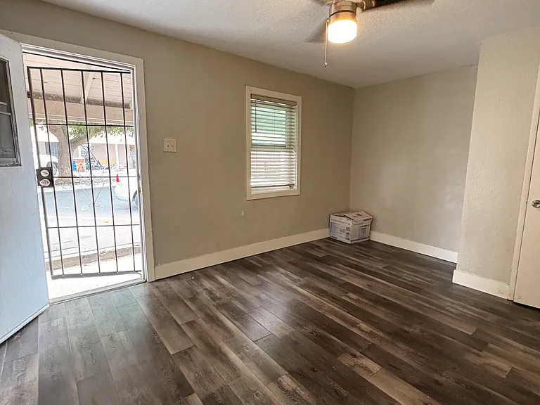 83 Solano Ave #10 — Photo 3