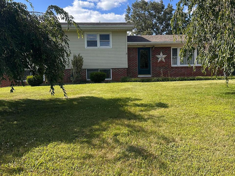 1st image of 310 Pace Dr