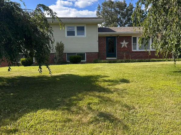 310 Pace Dr, Bristol, VA 24201