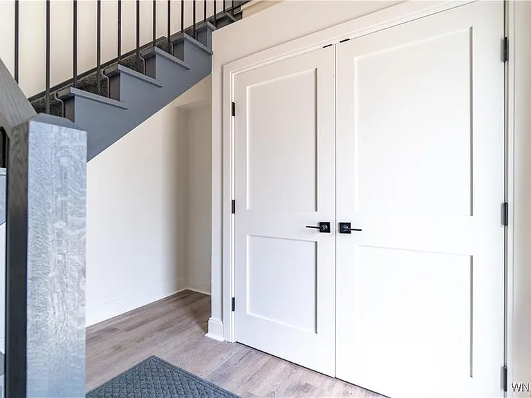 340 Bird Ave #202 — Photo 3