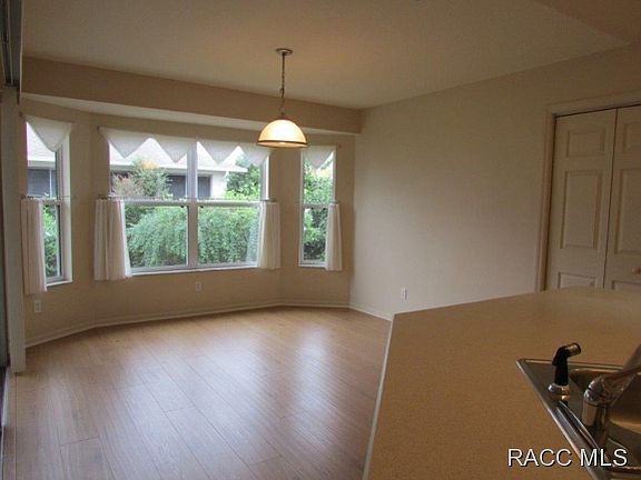 3rd image of 3925 E Arbor Lakes Dr