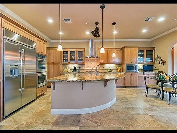 2nd image of 1569 California Trl