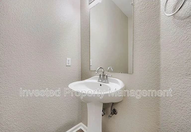 3939 W 118th Pl — Photo 8
