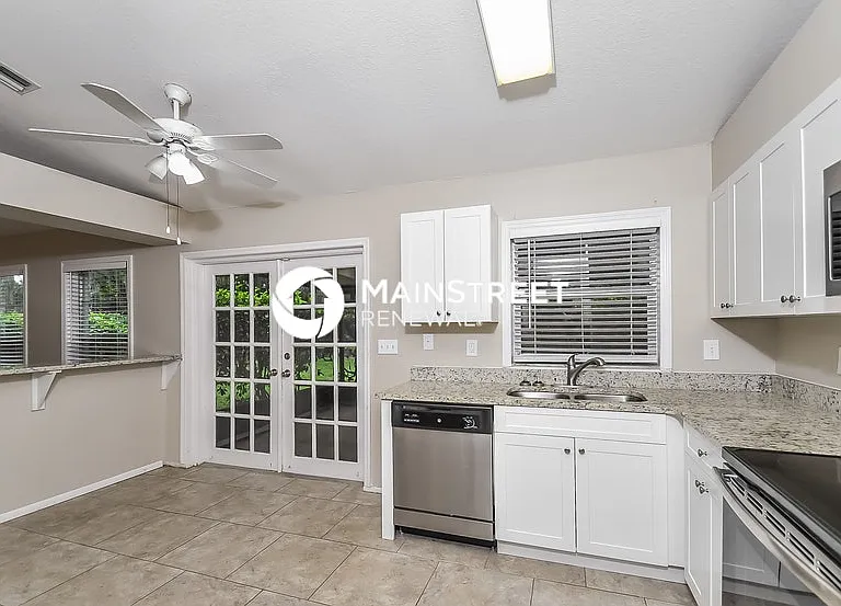 12104 Fruitwood Dr — Photo 8