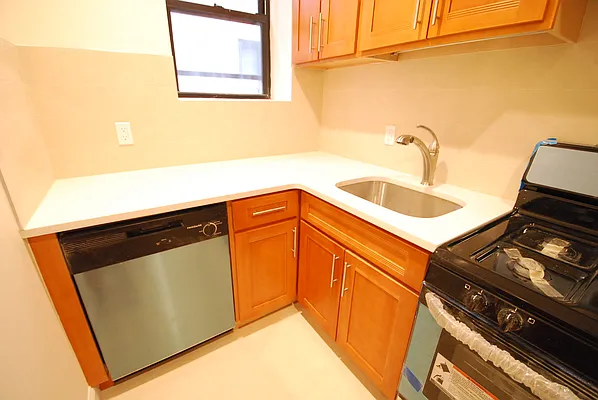 Rented by Bohemia Realty Group | media 1