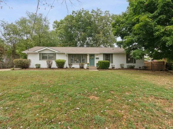 102 Keystone Ln, Hendersonville, TN 37075