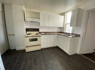 258 Owena St #1A, Winnipeg, MB R3E1X3