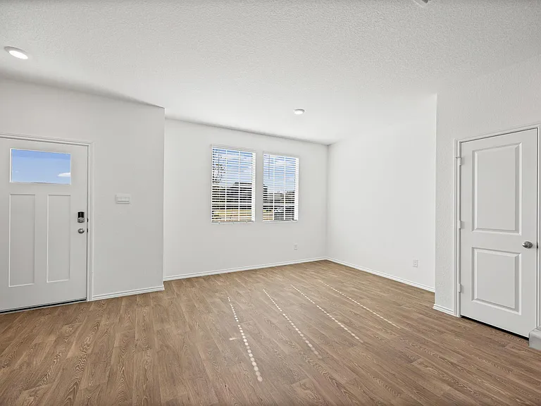 310 Puerto Plata Ave — Photo 6