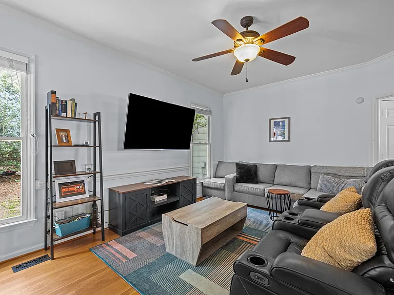 5807 Tahoe Dr — Photo 12