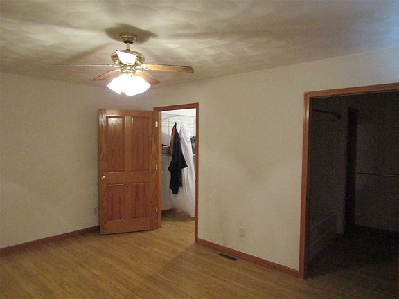 5th image of 931 S Jefferson St