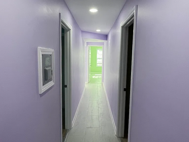 Hallway/Passage way