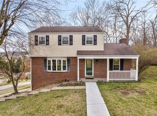 13 Barrington Dr, Pittsburgh, PA 15209