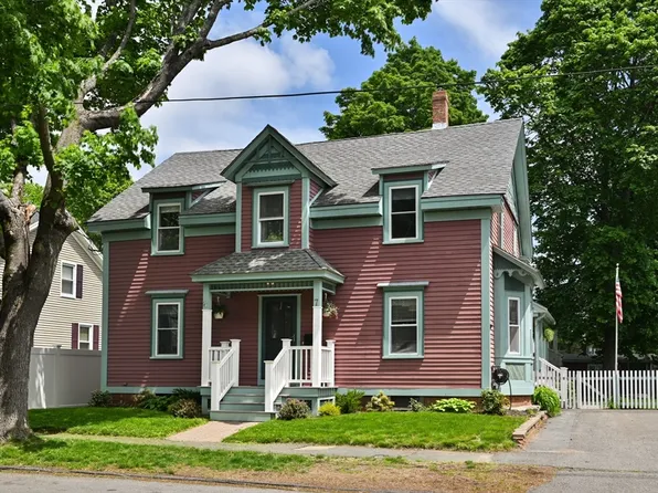 7 Charles St, Danvers, MA 01923