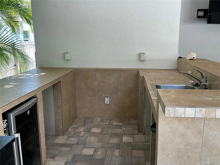 370 Foster Ln — Photo 38