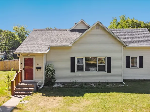 701 W 3rd Ave, Indianola, IA 50125