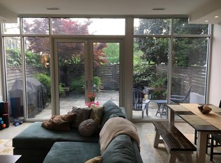 2208 Hall Pl NW, Washington, DC 20007