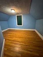 1 bed, 1.0 bath, 700 sqft, $1,800 — Photo 3