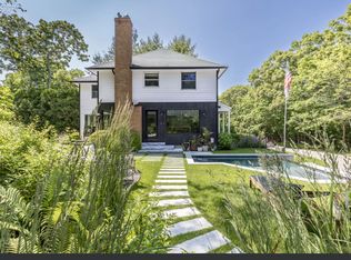 461 Old Stone Hwy, East Hampton, NY 11937