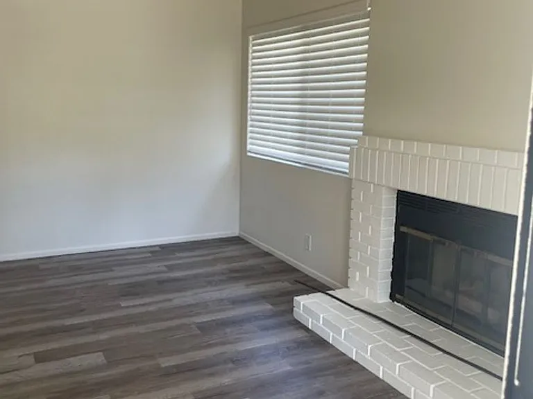 30274 Nebula Ln — Photo 3