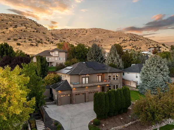 4910 W Outlook Ave, Boise, ID 83703