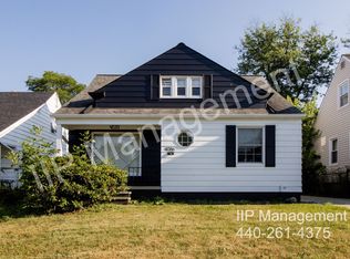 4086 Hinsdale Rd, South Euclid, OH 44121