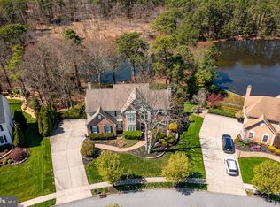 12 Regency Dr, Voorhees, NJ 08043