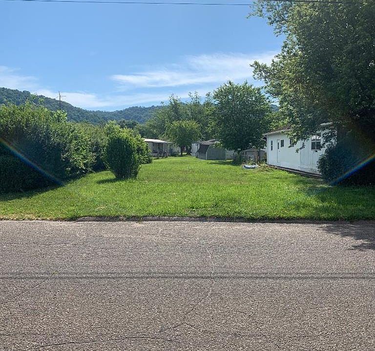 1st image of 428 Poplar Ave