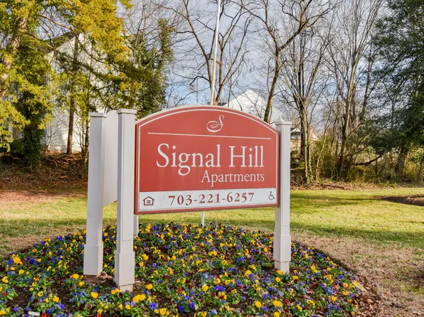 Signal Hill Apartments