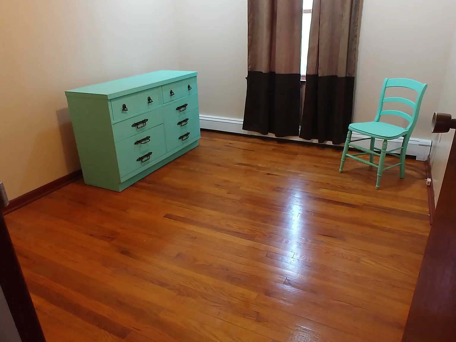 3 bed, 1900 sqft, $3,500 — Photo 4