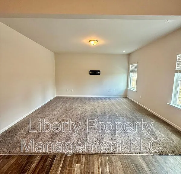 145 Deodora Ln — Photo 7
