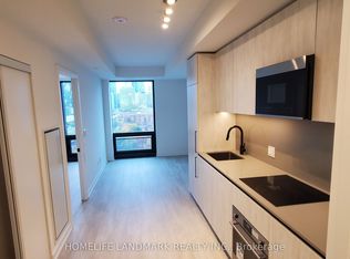 35 Parliament St #1406, Toronto, ON M5A 4R2