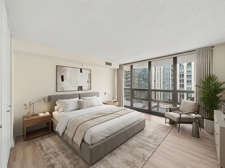 10 E Ontario St #2008 — Photo 4