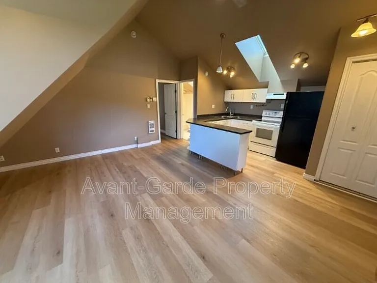 9116 94th Ave NW #GARAGE — Photo 3
