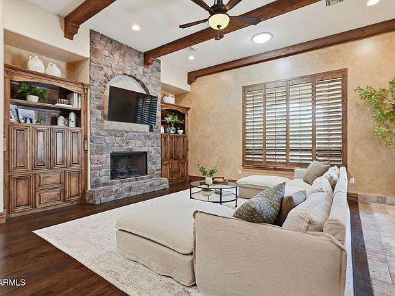 4th image of 6561 S OAKWOOD Way