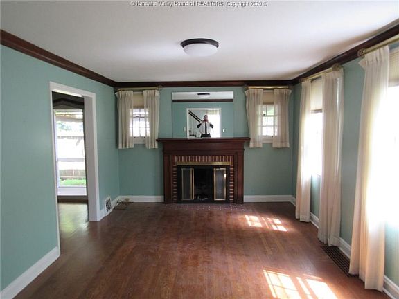 2nd image of 5102 Staunton Ave SE