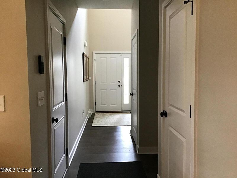 5th image of 26 Weston Way
