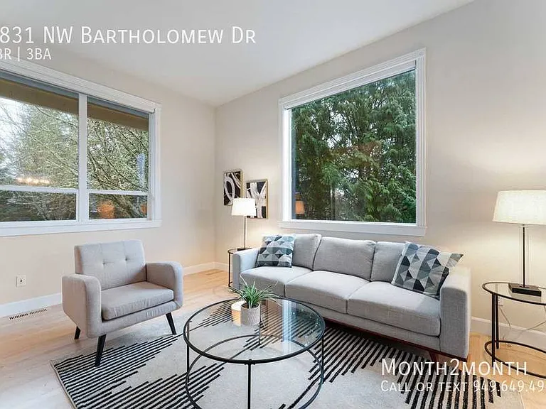 9831 NW Bartholomew Dr — Photo 13