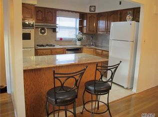 1619 200th St #2, Bayside, NY 11360