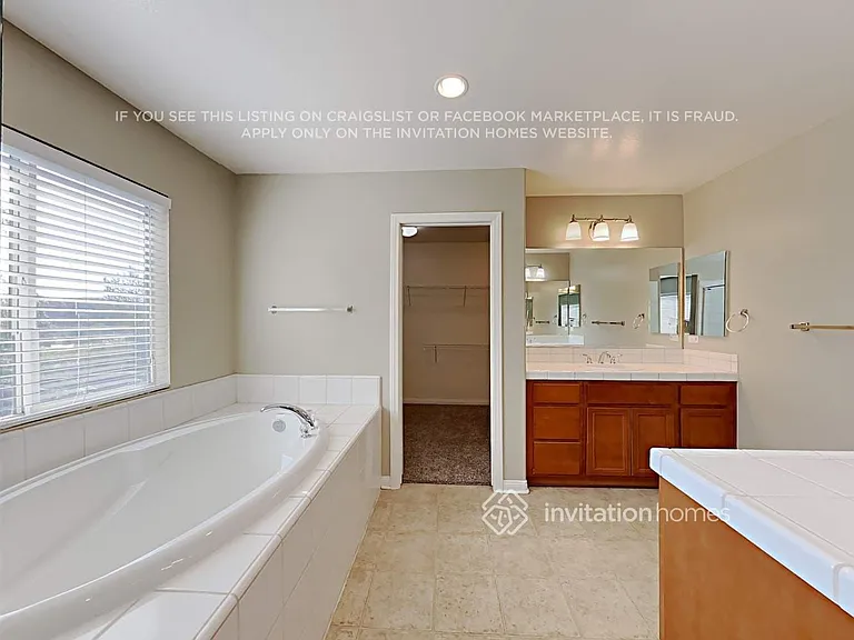 11512 Magnolia St — Photo 16