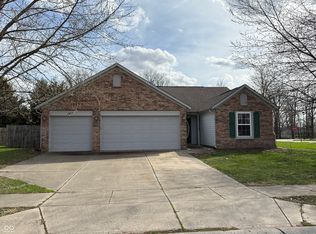 1411 Mimosa Ct, Greenfield, IN 46140