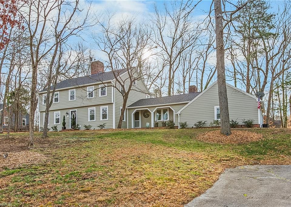1st image of 105 Cottonwood Dr