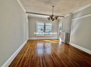 31 Park St #1A, Medford, MA 02155