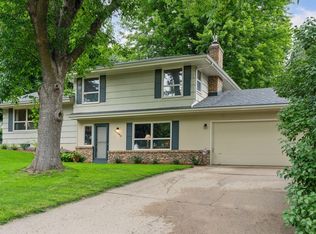 10600 Johnson Rd, Bloomington, MN 55437