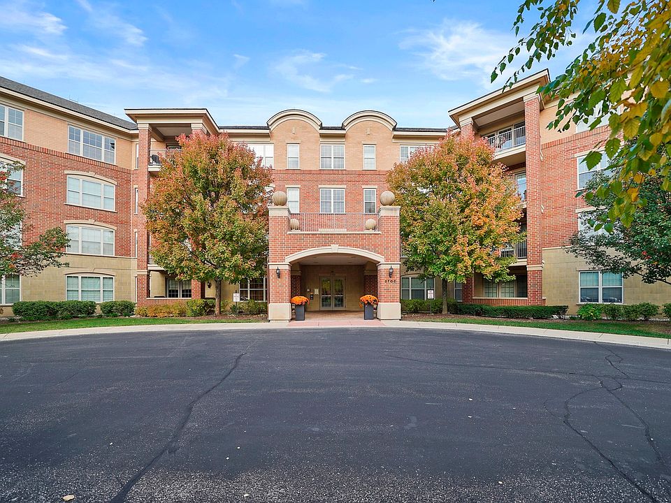 1st image of 2700 Summit Dr APT 104