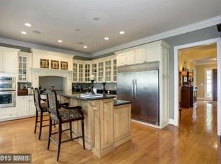 733 Whitehall Plains Rd, Annapolis, MD 21409