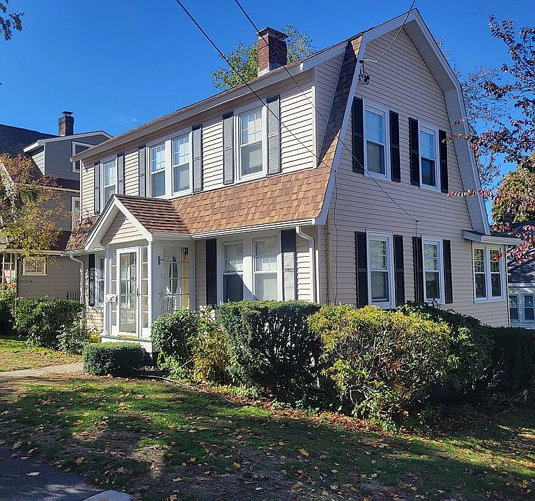 2nd image of 143 Granger St
