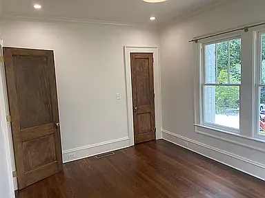 1110 N Highland Ave NE #2 — Photo 8