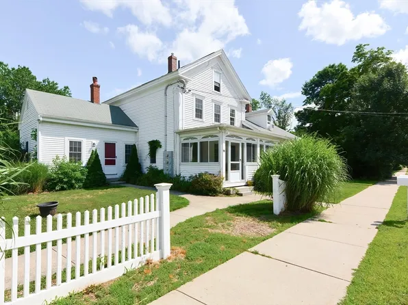 118 Main St, Norfolk, MA 02056