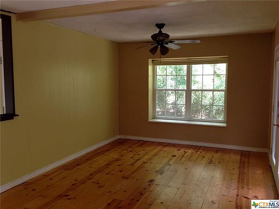 3rd image of 1110 Girard St