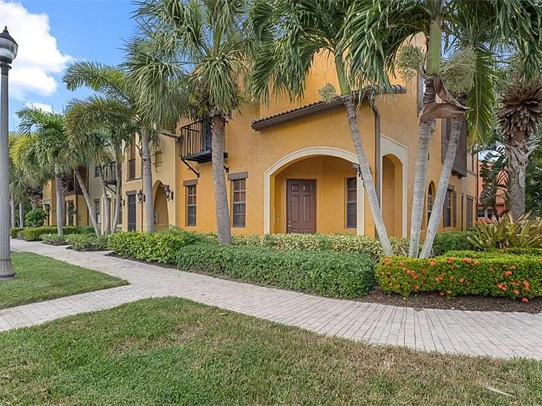8965 Malibu Ln #802 — Photo 30